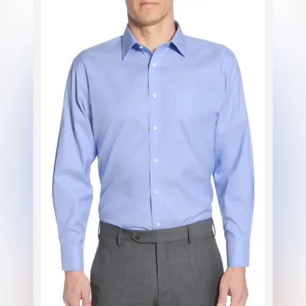 Men’s Nordstrom Rack Blue Button Down.